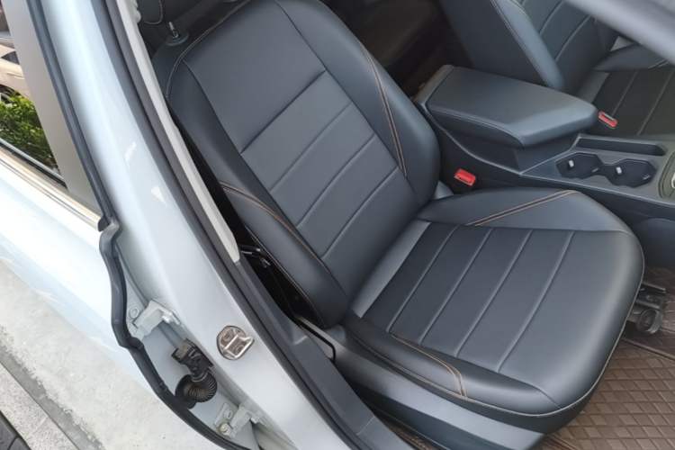 Used Volkswagen Bora 2025 200TSI DSG Enjoy PRO Edition Right Front Seat