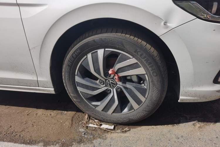 Used Volkswagen Bora 2025 200TSI DSG Enjoy Driving Navigation Edition Right Front Wheel Hub