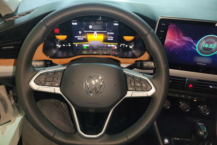 Used Volkswagen Bora 2025 Facelifted 200TSI DSG Yuexing Navigation Edition Steering Wheel