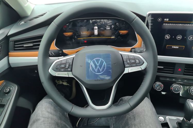 Used Volkswagen Bora 2025 280TSI DSG Comfort Edition Steering Wheel