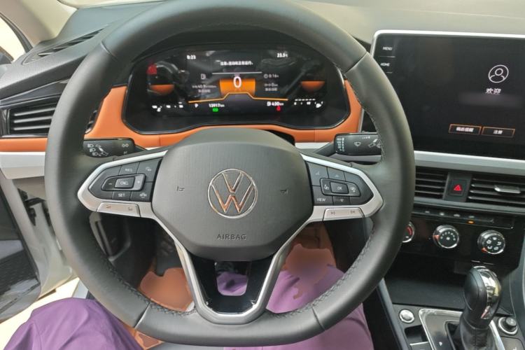 Used Volkswagen Bora 2025 Facelifted 200TSI DSG Yuexing Navigation Edition Steering Wheel