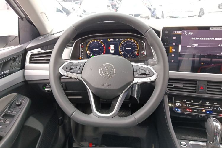 Used Volkswagen Bora 2025 Model, Facelifted 300TSI DSG Zunxing Edition Steering Wheel
