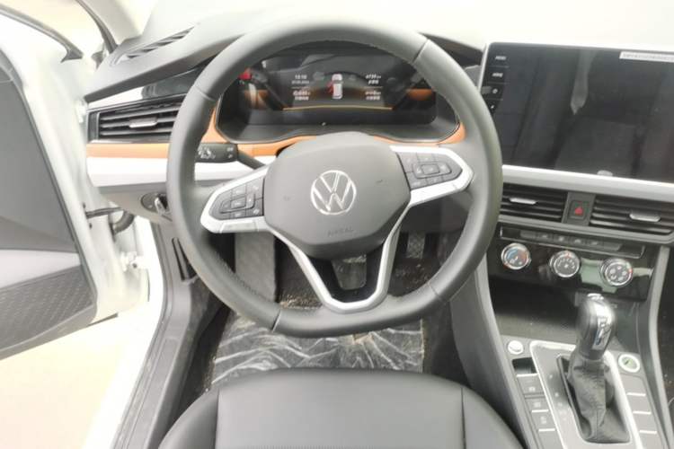 Used Volkswagen Bora 2025 200TSI DSG Enjoy Driving Navigation Edition Steering Wheel