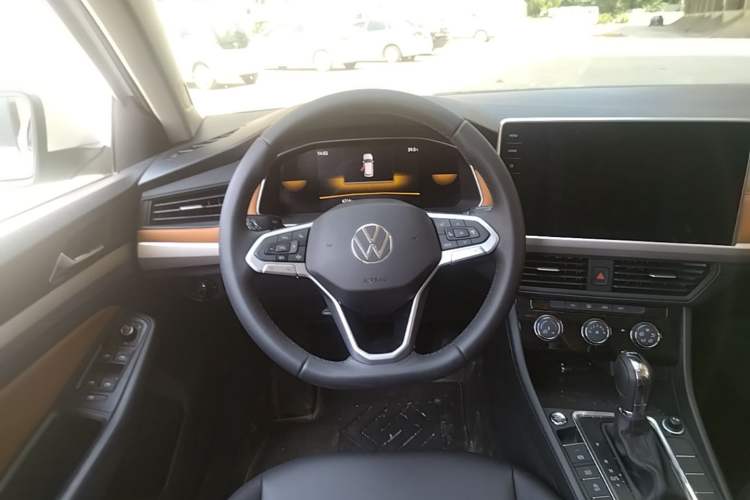 Used Volkswagen Bora 2025 200TSI DSG Enjoy Driving Navigation Edition Steering Wheel