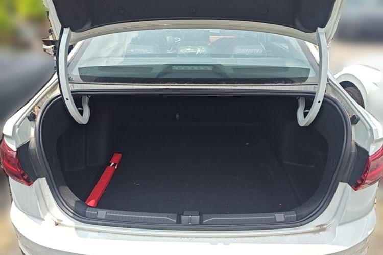 Used Volkswagen Bora 2025 Facelifted 200TSI DSG Yuexing Navigation Edition Trunk