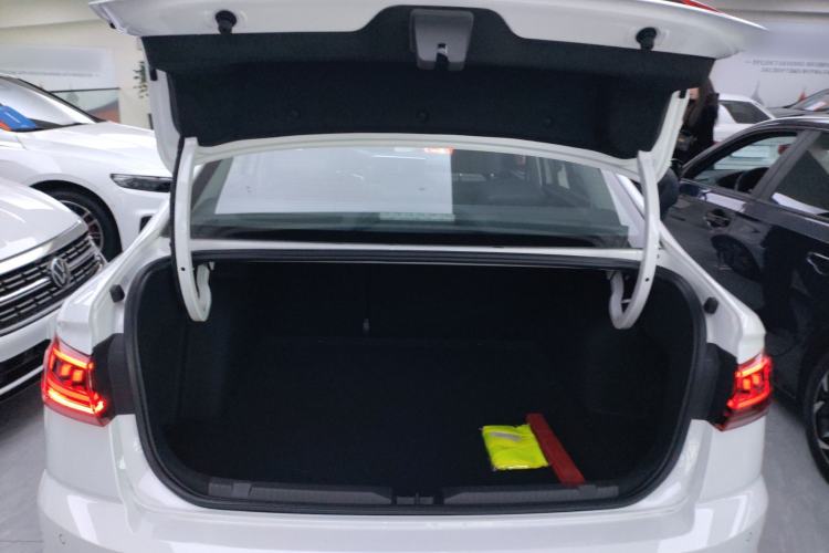 Used Volkswagen Bora 2025 Facelifted 200TSI DSG Yuexing Navigation Edition Trunk