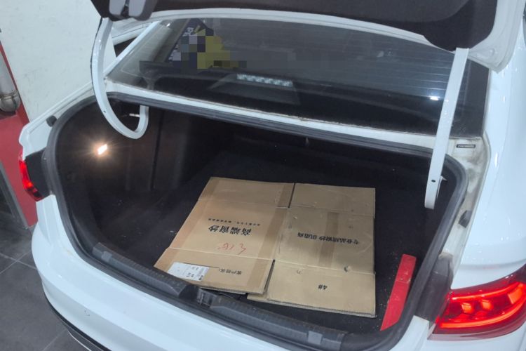 Used Volkswagen Bora 2025 300TSI DSG Prestige Edition Trunk