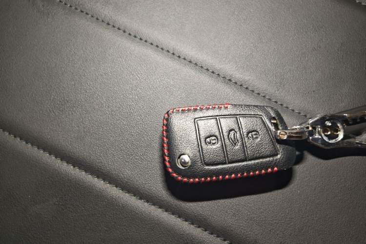 Used Volkswagen Bora 2025 Facelifted 200TSI DSG Yuexing Navigation Edition Vehicle Key