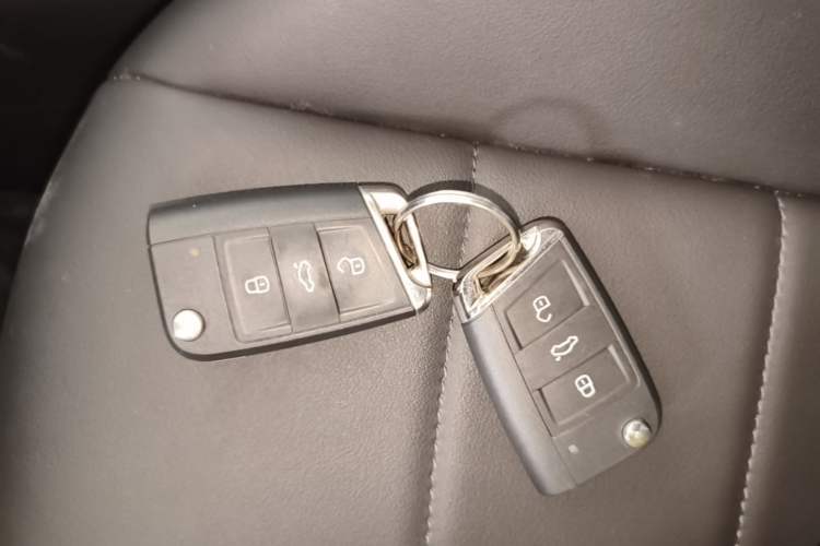 Used Volkswagen Bora 2025 Facelifted 200TSI DSG Yuexing Navigation Edition Vehicle Key