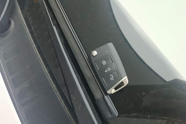 Used Volkswagen Bora 2025 300TSI DSG Prestige Edition Vehicle Key