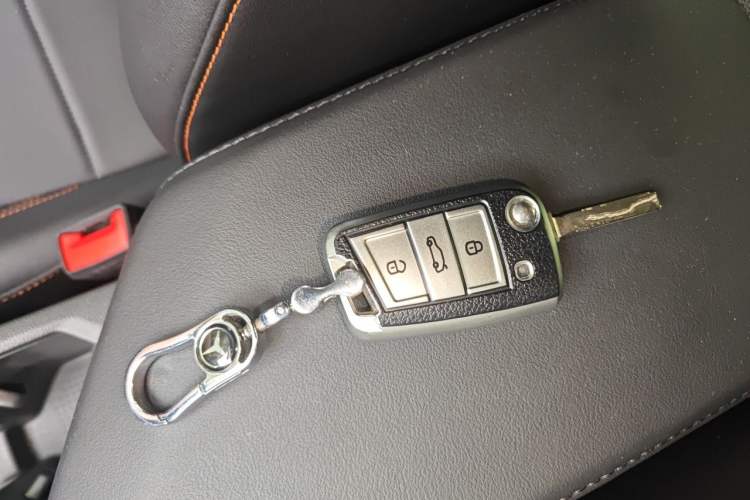 Used Volkswagen Bora 2025 Facelifted 200TSI DSG Yuexing Navigation Edition Vehicle Key