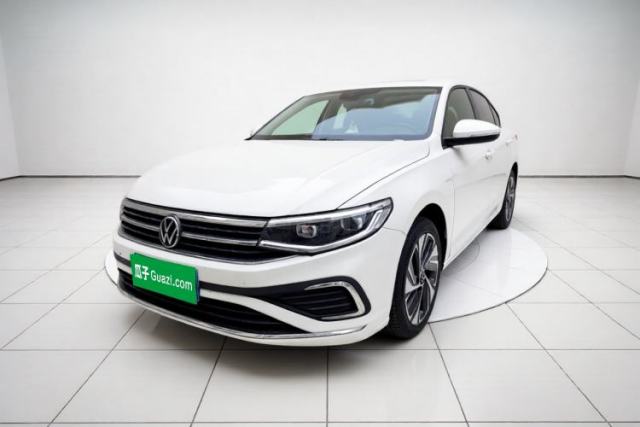 Ojetý Volkswagen Bora 2025 200TSI DSG Enjoy PRO Edition