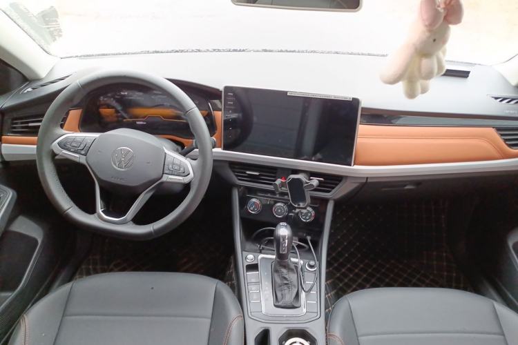Used Volkswagen Bora 2026 200TSI DSG Yuexing Navigation Edition Center Console