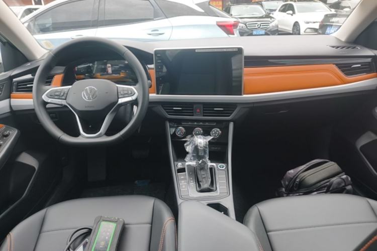 Used Volkswagen Bora 2026 200TSI DSG Yuexing Navigation Edition Center Console
