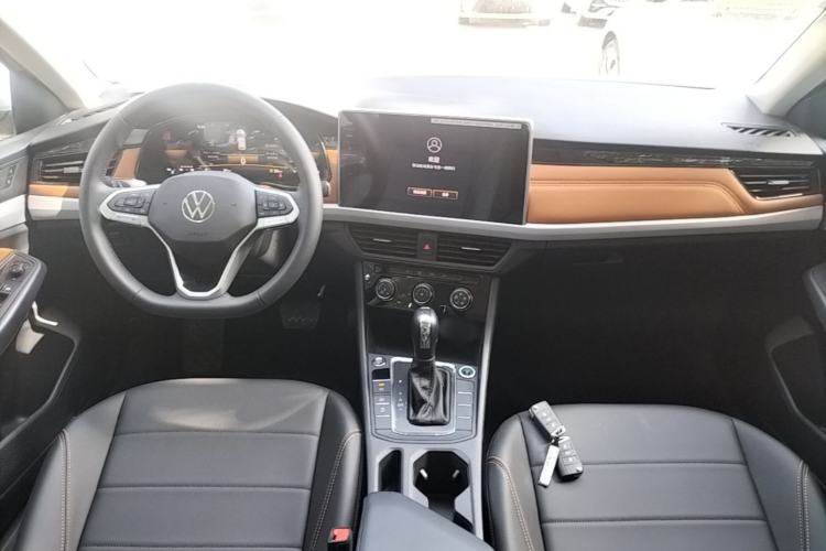 Used Volkswagen Bora 2026 200TSI DSG Yuexing Navigation Edition Center Console