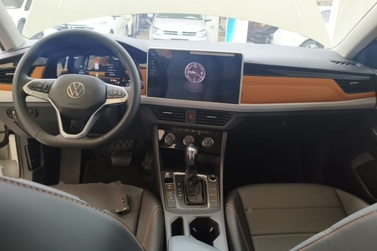 Used Volkswagen Bora 2026 200TSI DSG Yuexing Navigation Edition Center Console