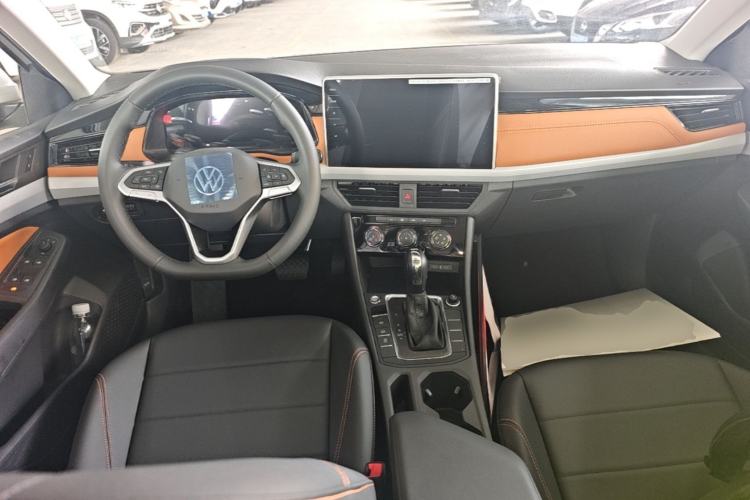 Used Volkswagen Bora 2026 200TSI DSG Yuexing Navigation Edition Center Console