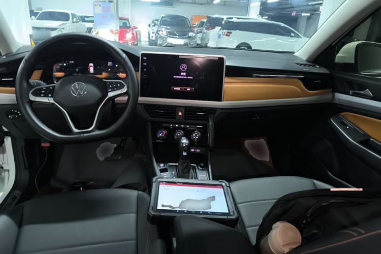 Used Volkswagen Bora 2026 200TSI DSG Yuexing Navigation Edition Center Console