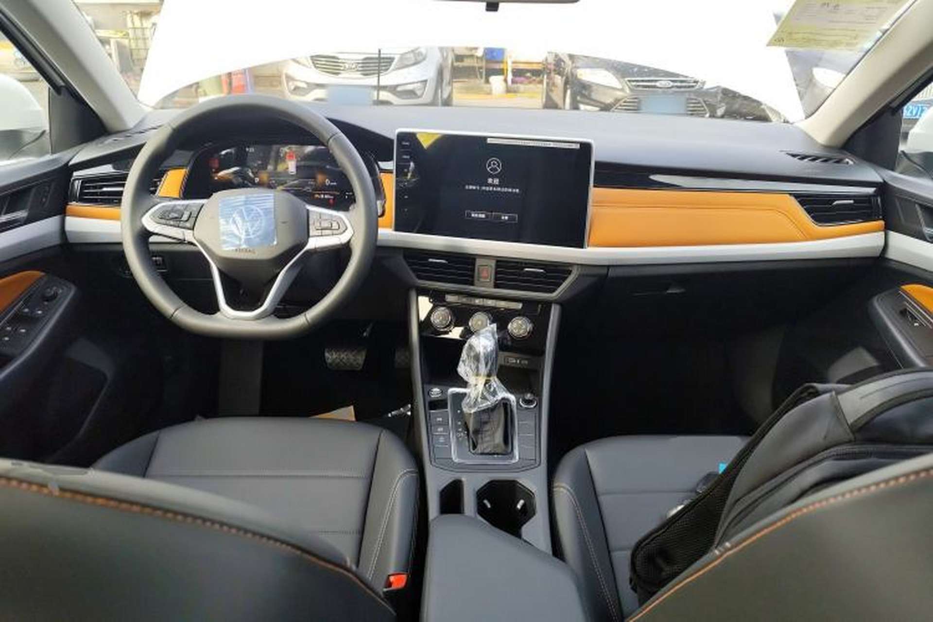 Used Volkswagen Bora 2026 200TSI DSG Yuexing PRO Edition Center Console