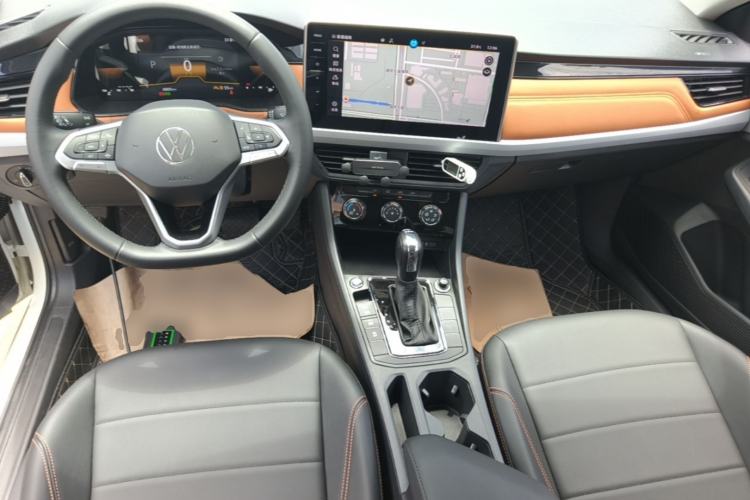 Used Volkswagen Bora 2026 200TSI DSG Yuexing PRO Edition Center Console