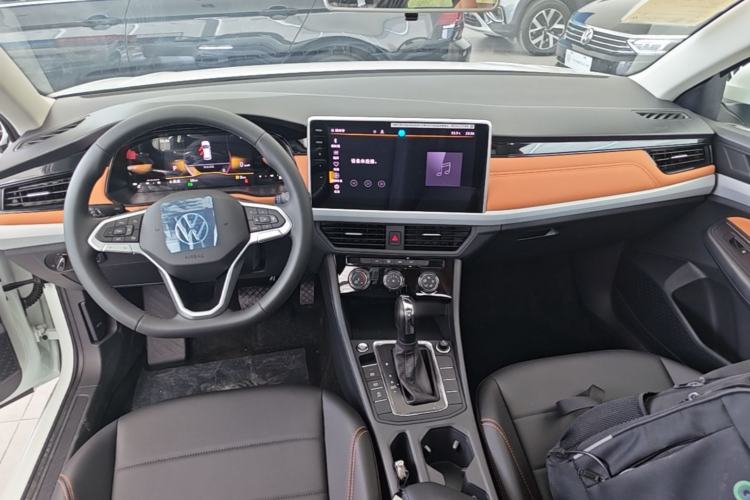 Used Volkswagen Bora 2026 200TSI DSG Yuexing Navigation Edition Center Console