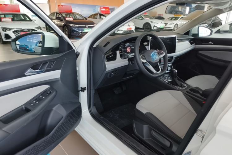 Used Volkswagen Bora 2026 200TSI DSG Yuexing Navigation Edition Driver Seat