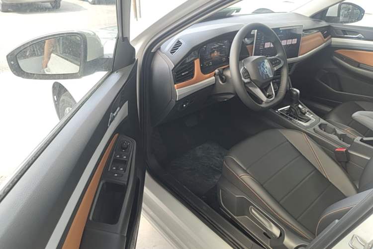 Used Volkswagen Bora 2026 200TSI DSG Yuexing Navigation Edition Driver Seat