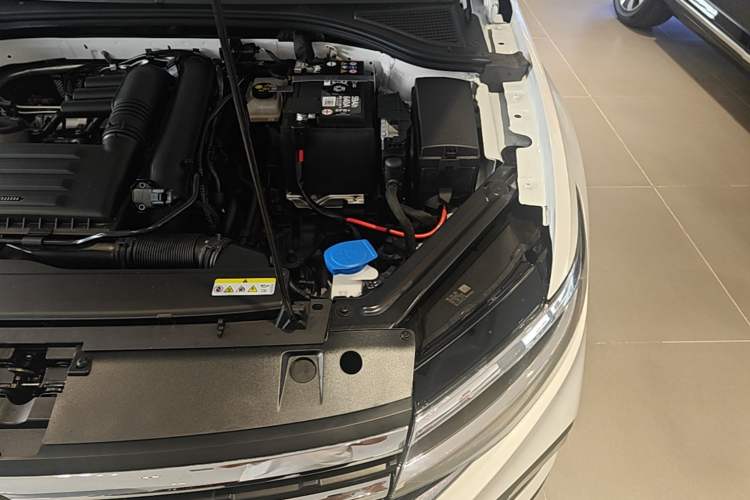 Used Volkswagen Bora 2026 200TSI DSG Yuexing Navigation Edition Engine Bay Left