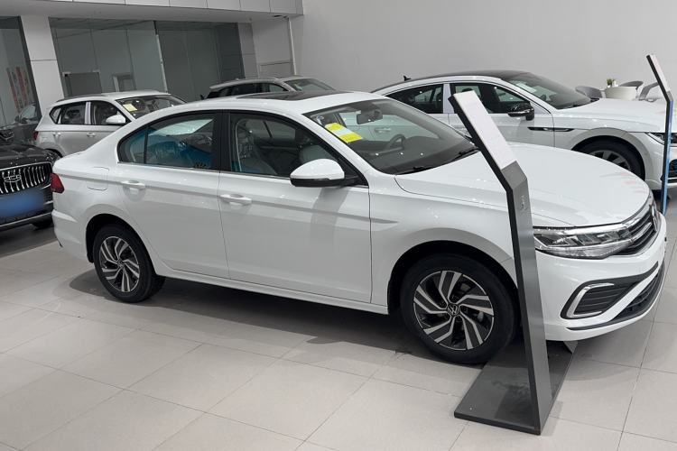 Used Volkswagen Bora 2026 200TSI DSG Yuexing Navigation Edition Exterior 2