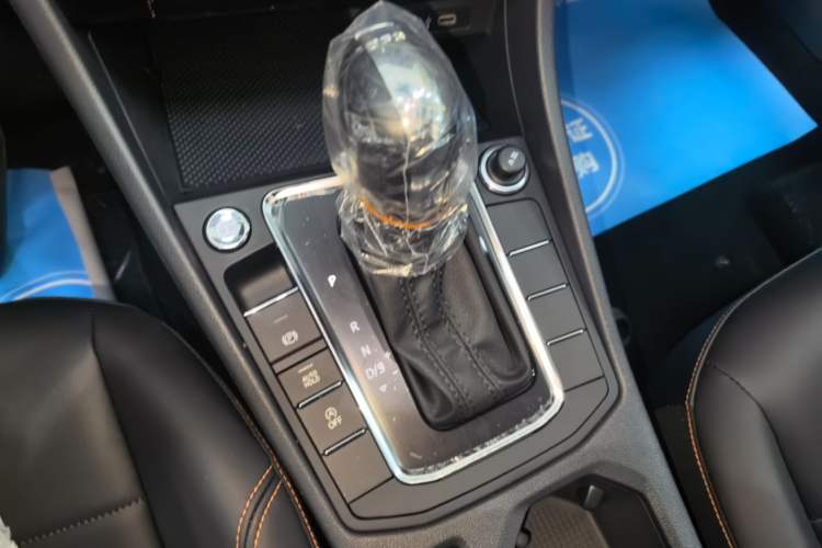 Used Volkswagen Bora 2026 200TSI DSG Yuexing Navigation Edition Gear Lever