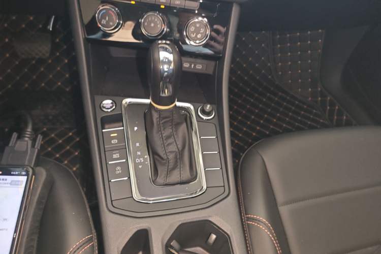 Used Volkswagen Bora 2026 200TSI DSG Yuexing Navigation Edition Gear Lever
