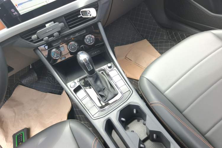 Used Volkswagen Bora 2026 200TSI DSG Yuexing PRO Edition Gear Lever