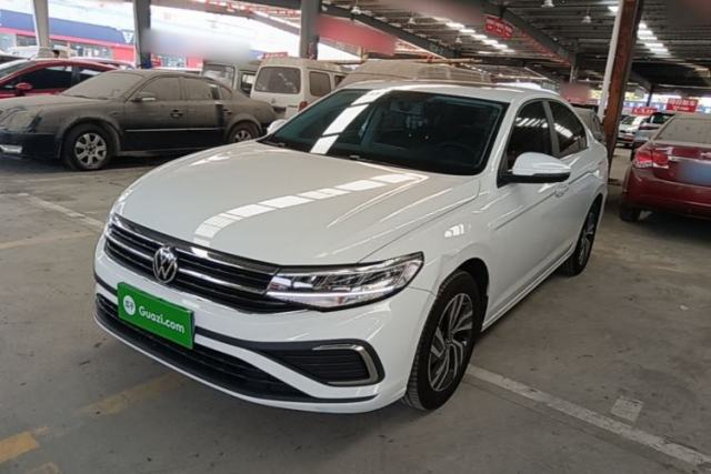 Ojetý Volkswagen Bora 2026 200TSI DSG Yuexing Navigation Edition