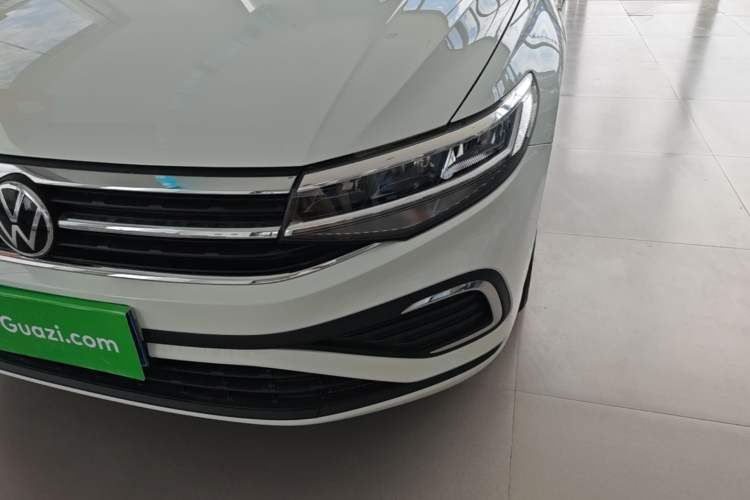 Used Volkswagen Bora 2026 200TSI DSG Yuexing Navigation Edition Left Front Headlight