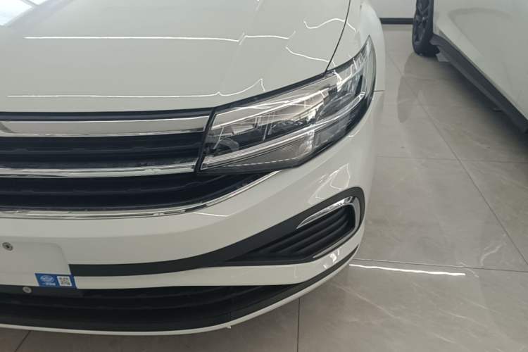 Used Volkswagen Bora 2026 200TSI DSG Yuexing Navigation Edition Left Front Headlight