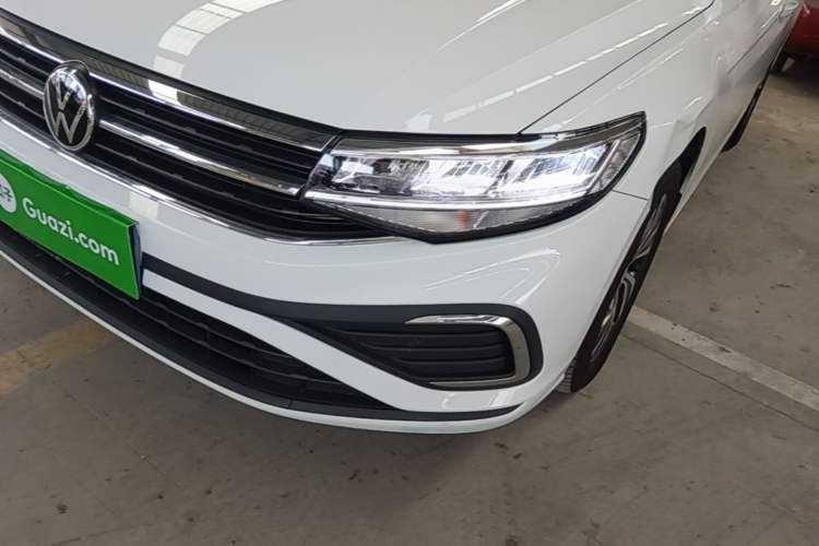 Used Volkswagen Bora 2026 200TSI DSG Yuexing Navigation Edition Left Front Headlight