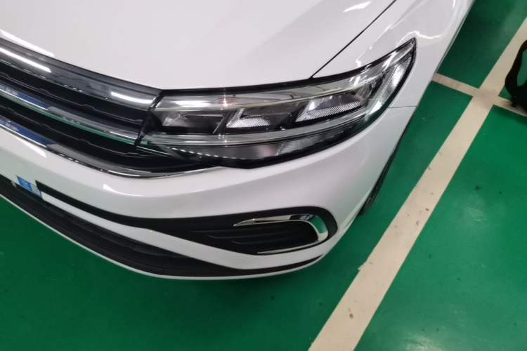 Used Volkswagen Bora 2026 200TSI DSG Yuexing Navigation Edition Left Front Headlight