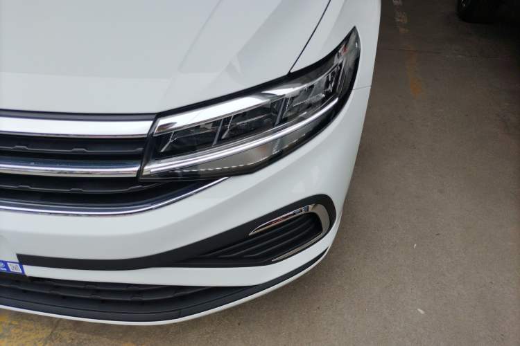 Used Volkswagen Bora 2026 200TSI DSG Yuexing Navigation Edition Left Front Headlight