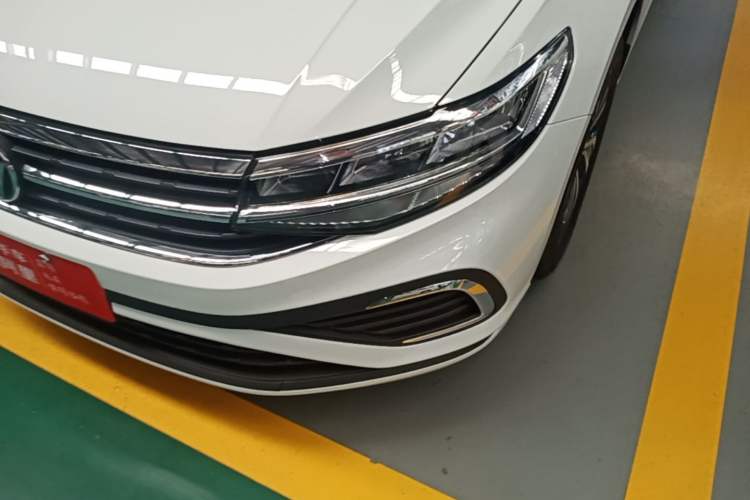 Used Volkswagen Bora 2026 200TSI DSG Yuexing Navigation Edition Left Front Headlight