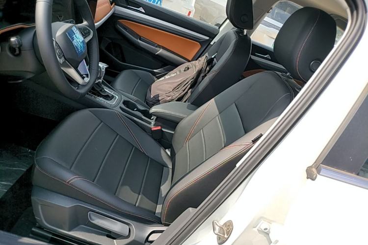 Used Volkswagen Bora 2026 200TSI DSG Yuexing Navigation Edition Left Front Seat