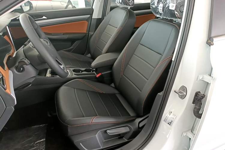 Used Volkswagen Bora 2026 200TSI DSG Yuexing Navigation Edition Left Front Seat