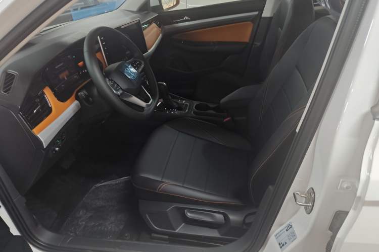Used Volkswagen Bora 2026 200TSI DSG Yuexing Navigation Edition Left Front Seat