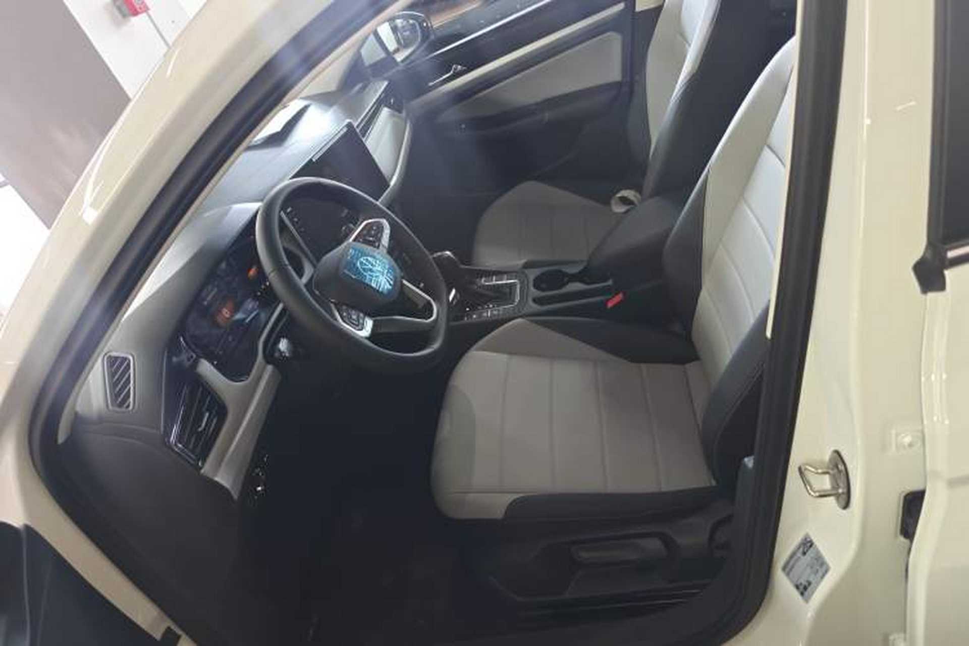 Used Volkswagen Bora 2026 200TSI DSG Yuexing Navigation Edition Left Front Seat