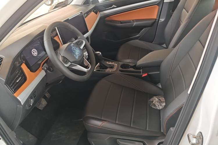 Used Volkswagen Bora 2026 200TSI DSG Yuexing Navigation Edition Left Front Seat
