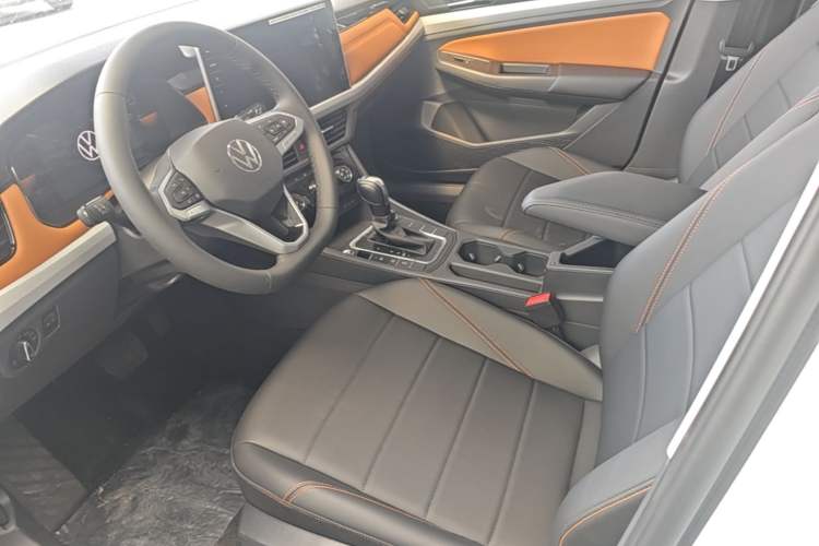 Used Volkswagen Bora 2026 200TSI DSG Yuexing Navigation Edition Left Front Seat