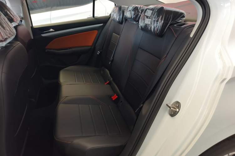 Used Volkswagen Bora 2026 200TSI DSG Yuexing Navigation Edition Left Rear Seat