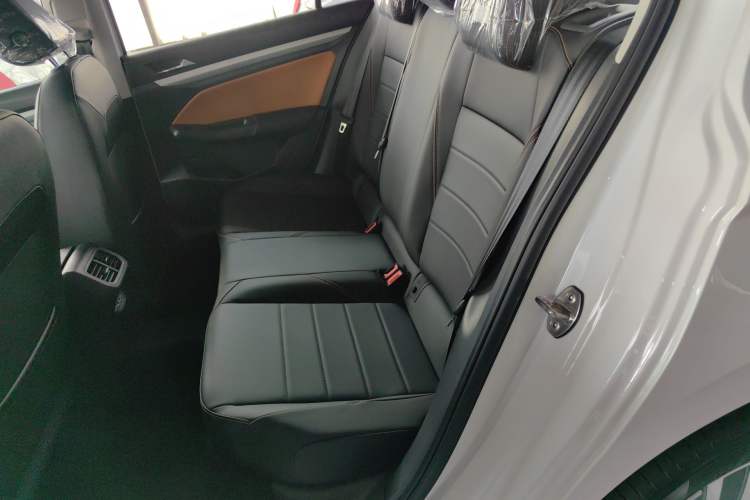 Used Volkswagen Bora 2026 200TSI DSG Yuexing Navigation Edition Left Rear Seat