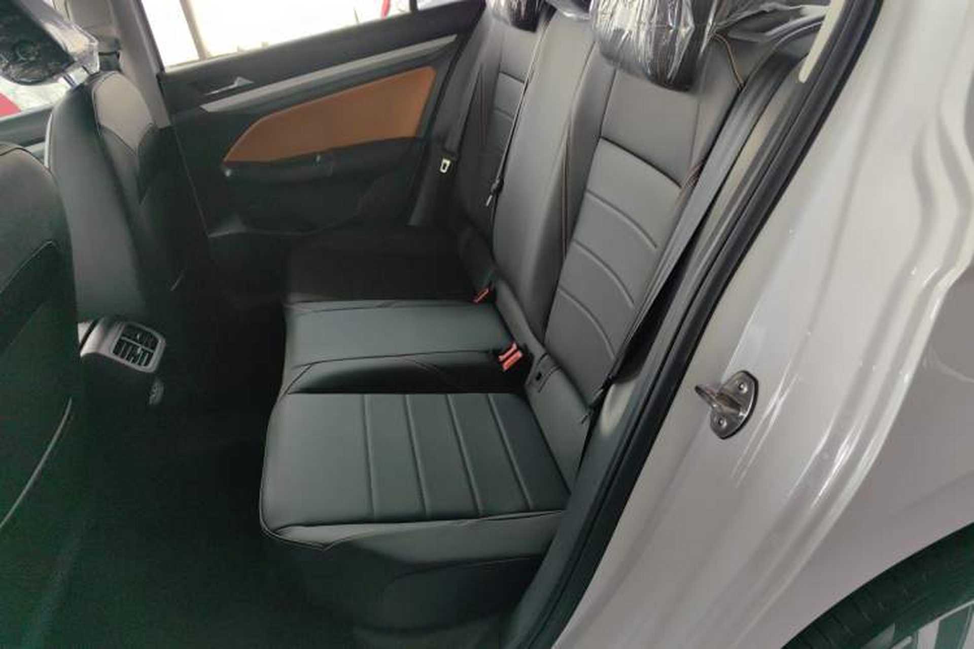 Used Volkswagen Bora 2026 200TSI DSG Yuexing Navigation Edition Left Rear Seat