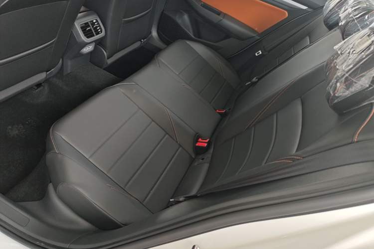 Used Volkswagen Bora 2026 200TSI DSG Yuexing Navigation Edition Left Rear Seat