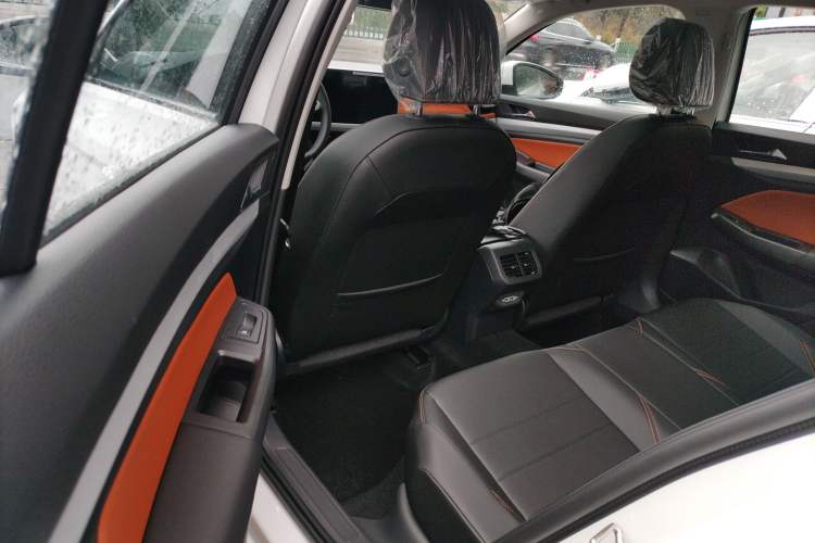 Used Volkswagen Bora 2026 200TSI DSG Yuexing Navigation Edition Left Rear Seat